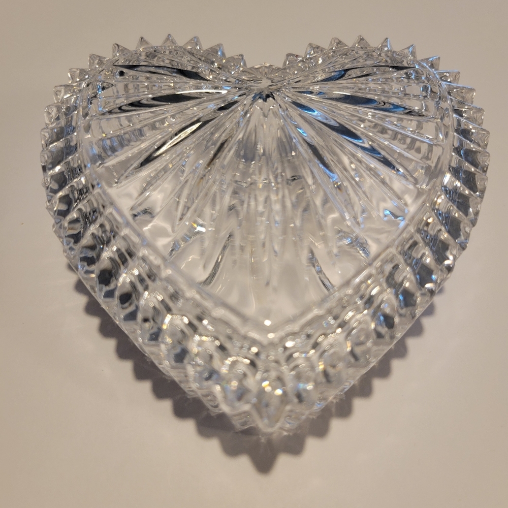 Vintage Beautiful  Heart-Shaped Crystal  Box 4" Wide